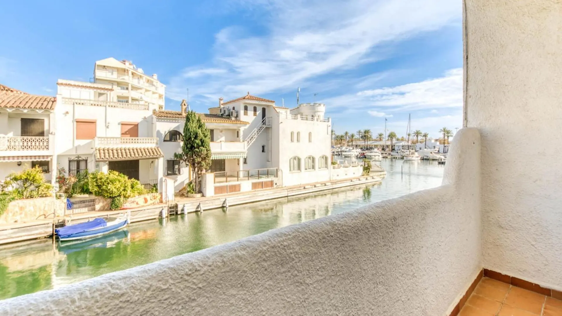 Nice Apartment With Wellness Empuriabrava Spain
